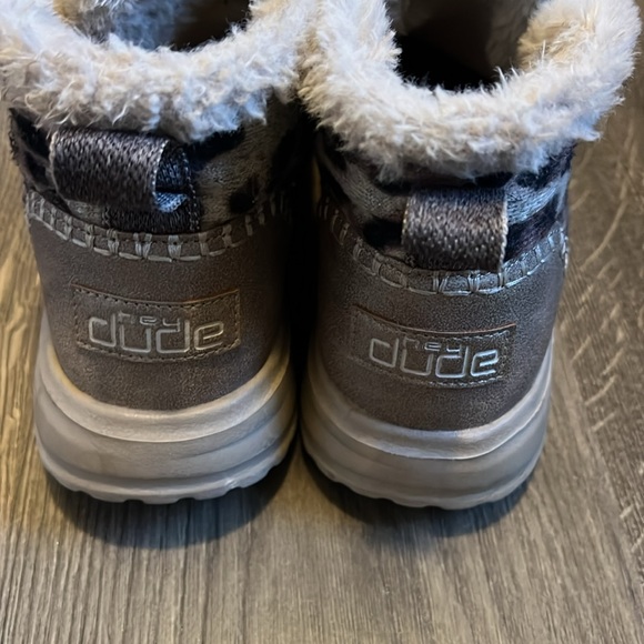 Hey Dude Ladies 9 Leopard - Picture 5 of 9